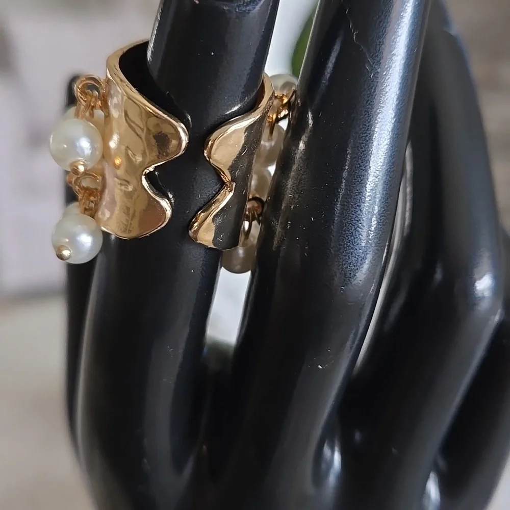 Rings Elegant Gold and Pearl Dangle Adjustable Ring. New
